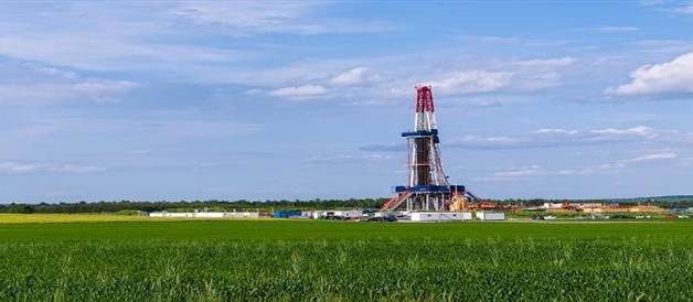 http://www.cfact.org/wp-content/uploads/2014/03/Fracked-well-628x274.jpg