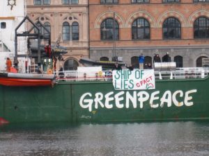 Poles seize Greenpeace ship, arrest captain -- WATCH NOW