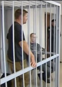 Greenpeace campaigner behind bars in russia 2