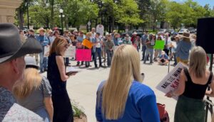 CFACT rallies 100-150 strong at Wyoming capitol to demand review of industrial wind projects 3